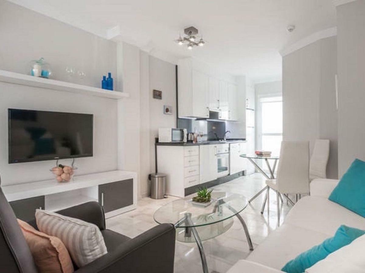Casa Soleada - Beautiful Villa, Best Corner By Pools, Resort Facilities,Full Kitchen, 3 Terraces, Internet Марбелья Екстер'єр фото