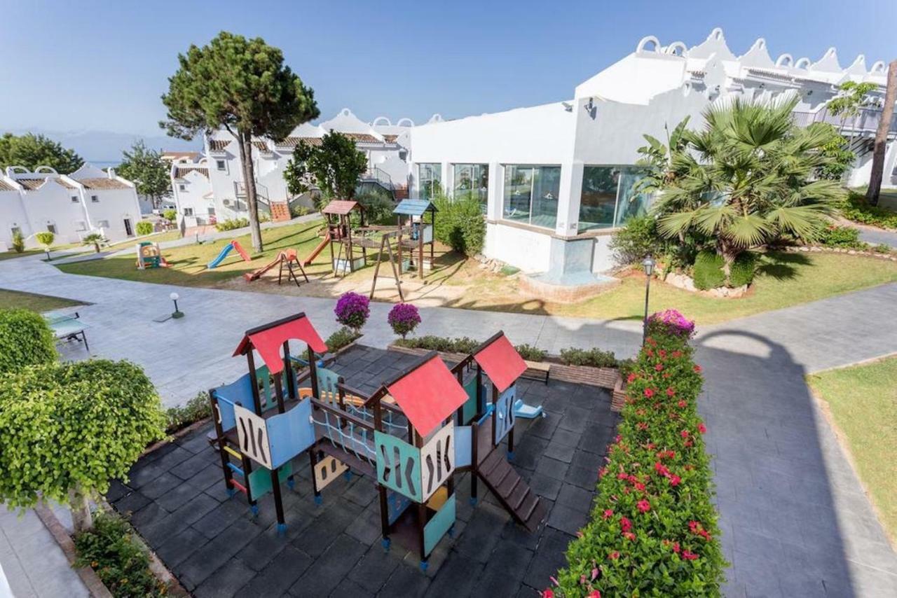 Casa Soleada - Beautiful Villa, Best Corner By Pools, Resort Facilities,Full Kitchen, 3 Terraces, Internet Марбелья Екстер'єр фото